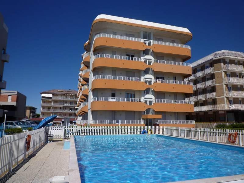 לידו די ג'סולו Residence Apollo - Walterigato Apartments Solo Per Famiglie מראה חיצוני תמונה